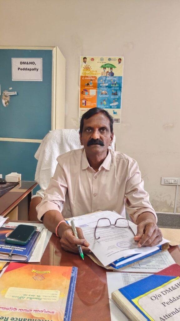 ఉష్ణోగ్రతలు పెరుగుతున్న నేపథ్యంలో వడదెబ్బ నుంచి జాగ్రత్తలు తప్పనిసరి