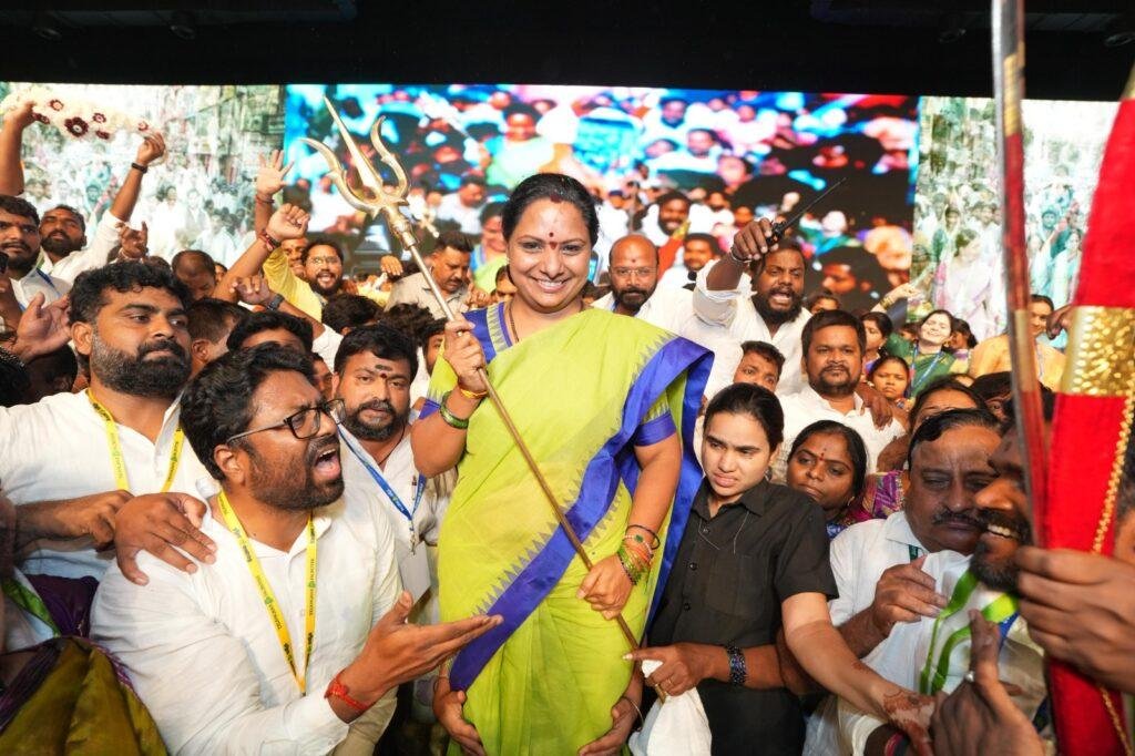 “కొత్త పార్టీ… పాత సవాళ్లు”