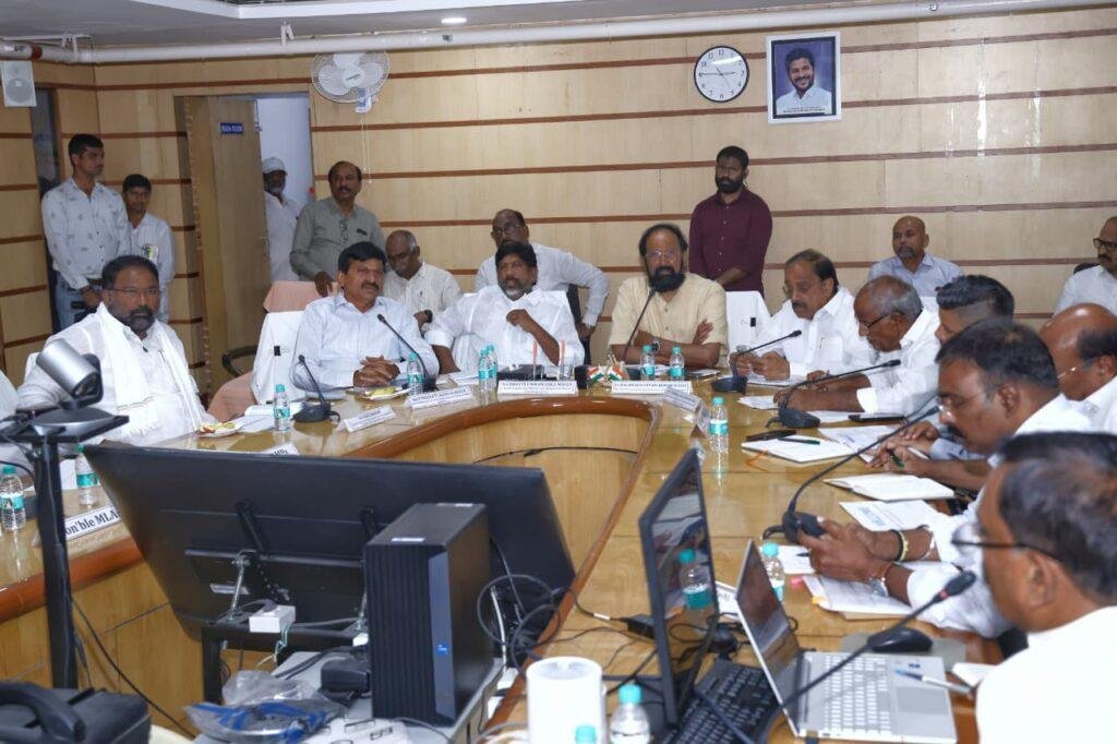 ఖమ్మం రైతాంగానికి శాశ్వత సాగునీటి భద్రతే లక్ష్యం: మంత్రి పొంగులేటి శ్రీనివాస రెడ్డి