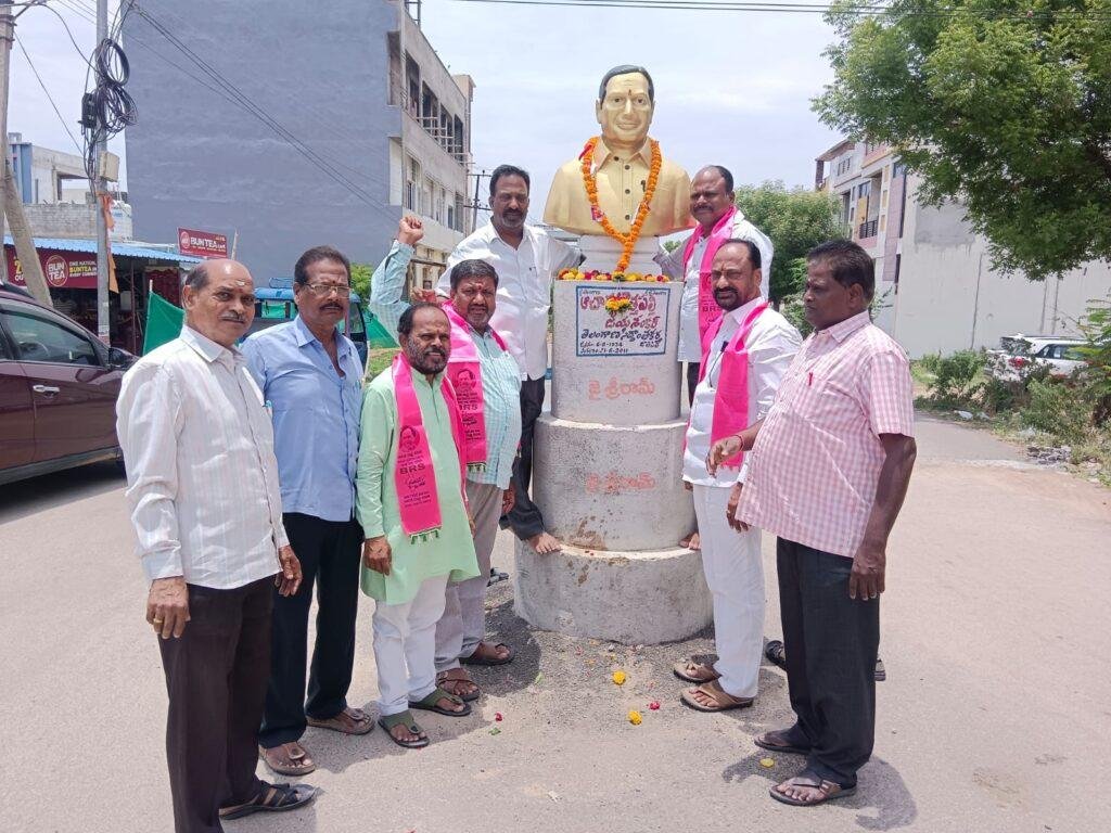 ఆచార్య జయశంకర్ వర్ధంతి సందర్భంగా ఘన నివాళులు
