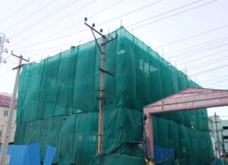 హయత్నగర్లో నిర్మాణాల వెనుక అసలు కథ ఏమిటి?